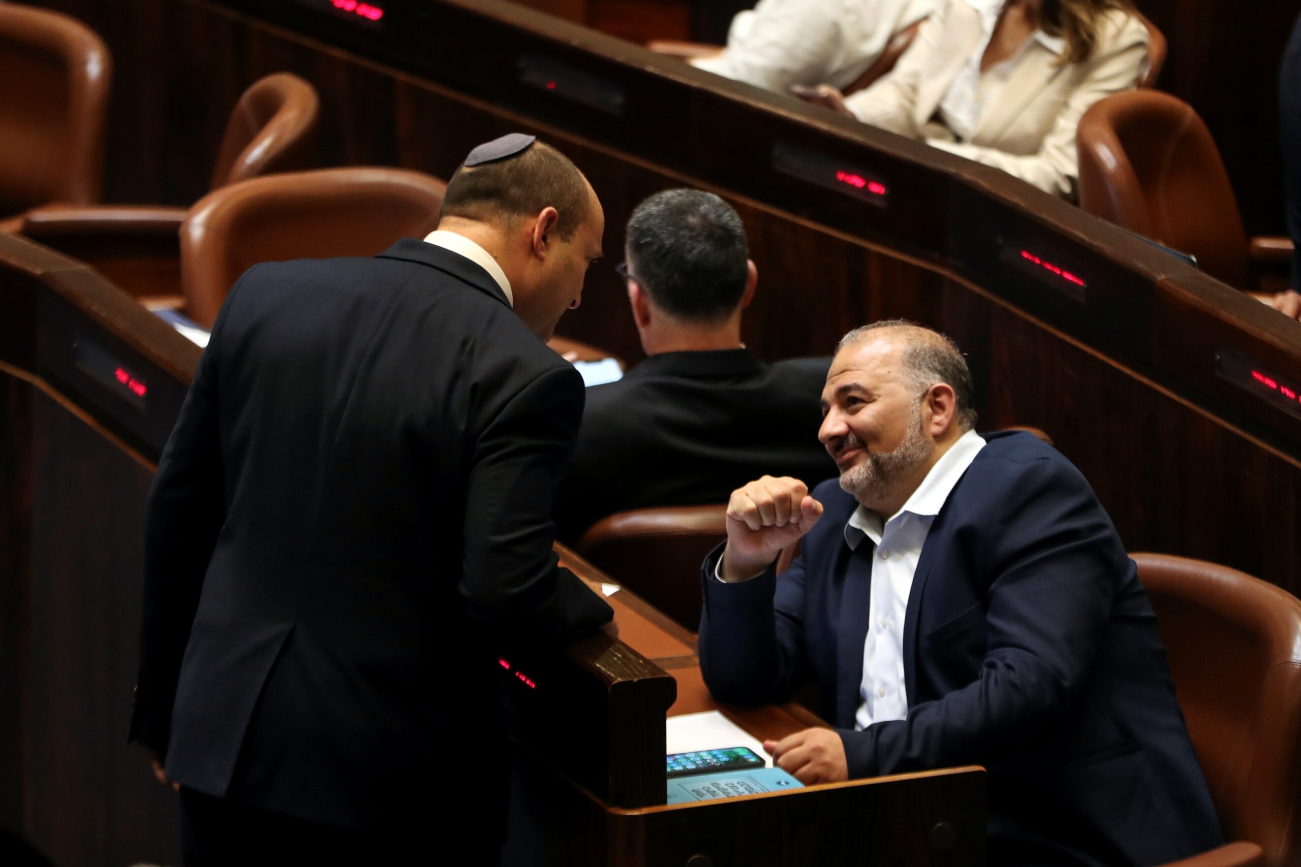 חוק איחוד המשפחות והסכנה שמרחפת מעל הקואליציה | תמונת מצב