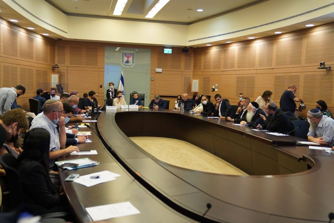 הדיונים על תקציב המדינה נמשכו אל תוך הלילה