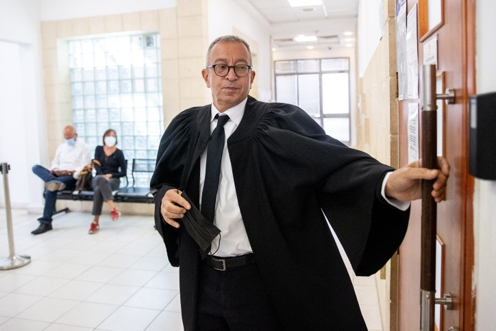 דרמה במשפט נתניהו: פרקליטו של ראש הממשלה מסיים את תפקידו