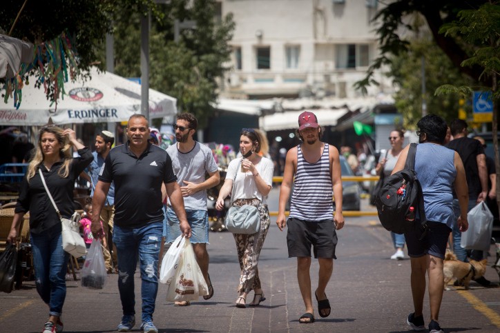 רוב הגבלות הקורונה הוסרו בישראל - כך זה ייראה