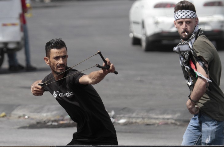 ערבים תקפו ילדים בירושלים; המשטרה סגרה את התלונה תוך יום
