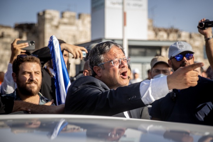 ח"כ בן-גביר הותקף באבנים ע"י פורעים ערבים בצפון הארץ