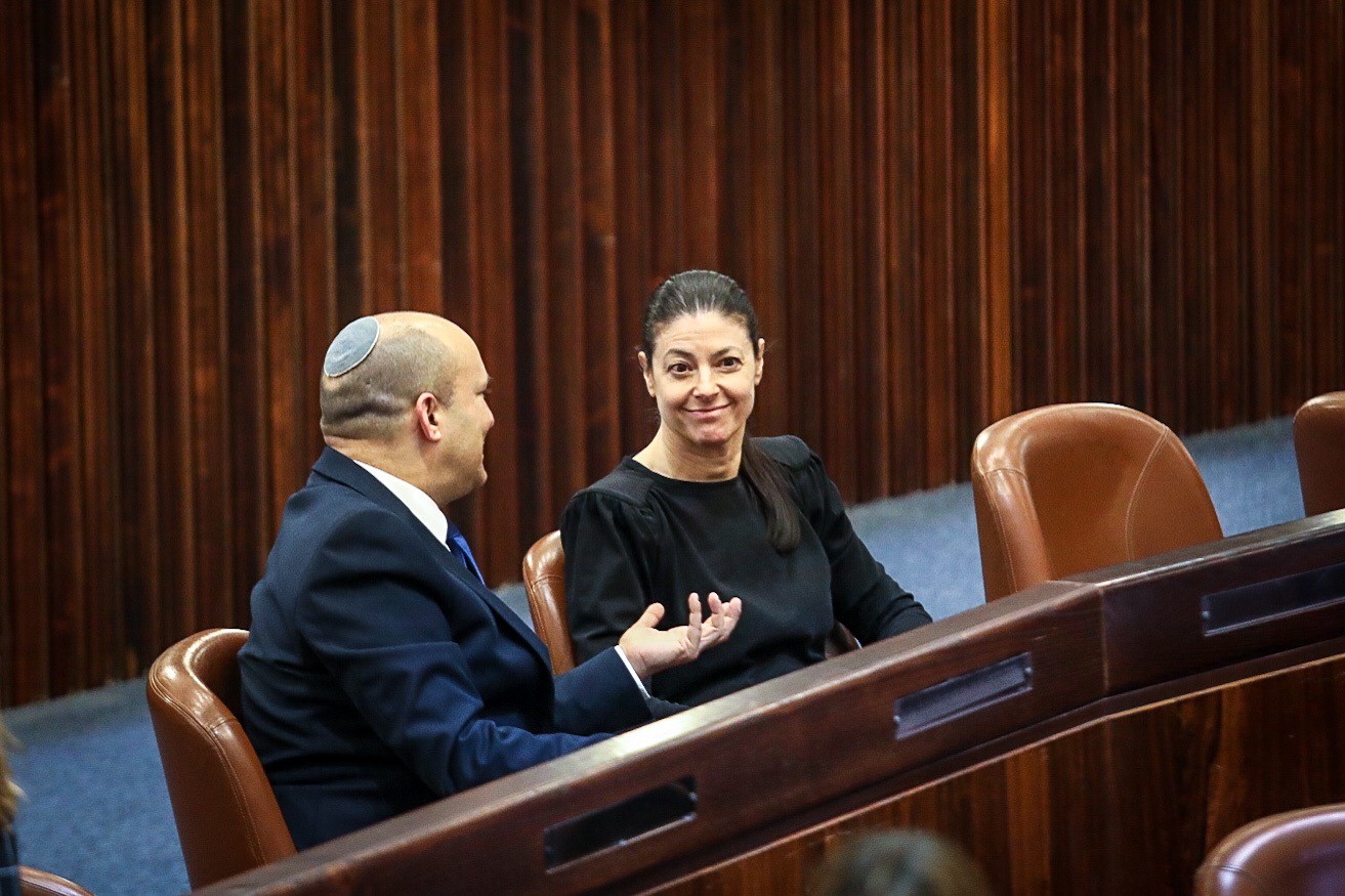 סדקים בקואליציה? העבודה מודיעה כי תפעל לשינוי מגמה בנגב