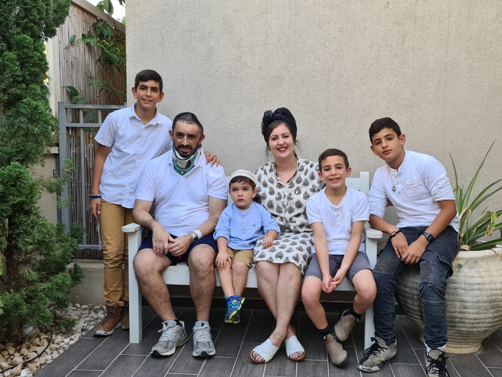 מרגש: פצוע הלינץ' העביר את השבת בביתו