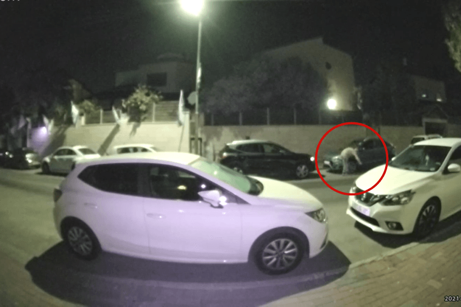 2 שוטרים נדקרו בגבעת זאב, החשוד נוטרל