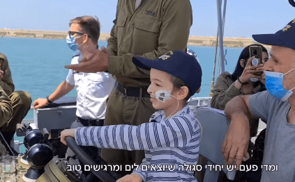צפו: הלוחמים הגשימו את חלומו של הילד החולה