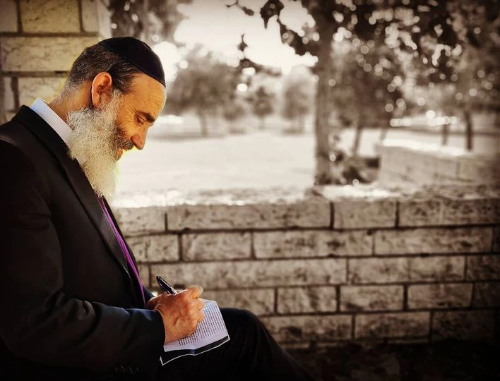 באדיבות עמוד האינסטגרם של הרב יצחק פנגר