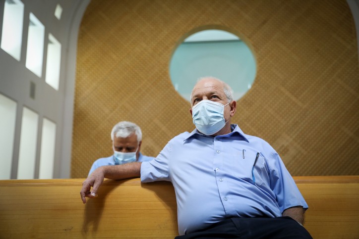 היועמ"ש לבג"ץ: הסדר טיעון או כתב אישום לחיים כץ תוך חודשיים