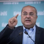 אחמד טיבי כינה ח"כית "חלאת אדם" – היא פרצה בבכי | צפו