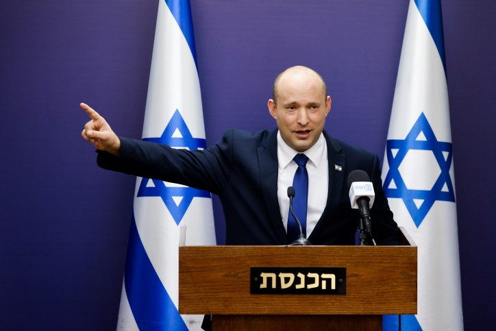 בנט על ירי הרקטות: "מי שינסה לפגוע בנו - ישלם מחיר כואב"