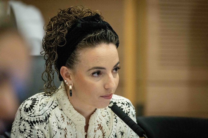 האופוזיציה הודיעה כי היא מנתקת כל קשר עם הקואליציה