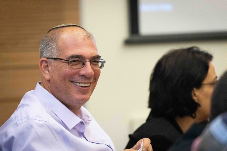 ח"כ ניר אורבך נבחר לכהן כיו"ר ועדת הכנסת
