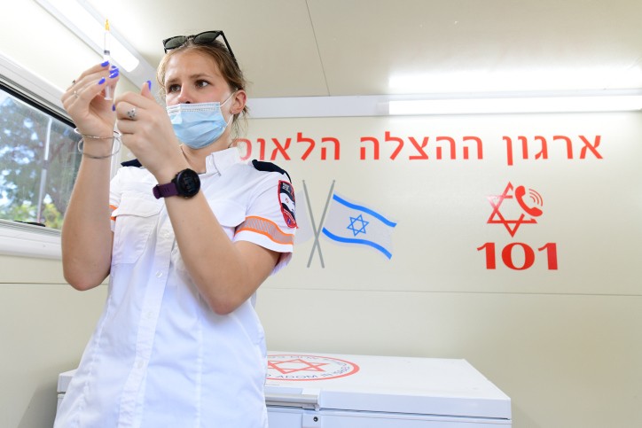 מחדל הקורונה: לא ניתן להתחסן במנה ראשונה נגד הנגיף בישראל