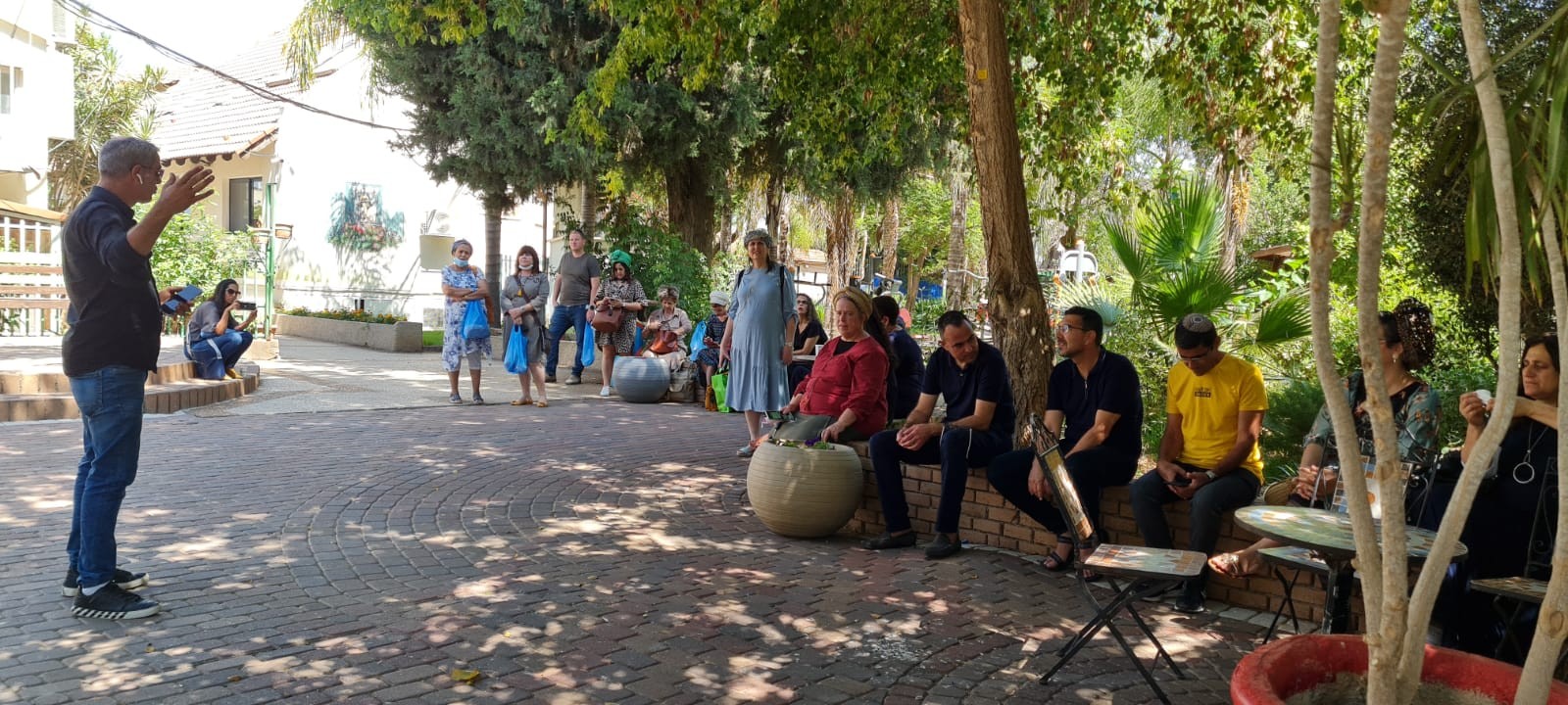 מדברים אחדות בכנס מחוז דרום באגף תרבות יהודית