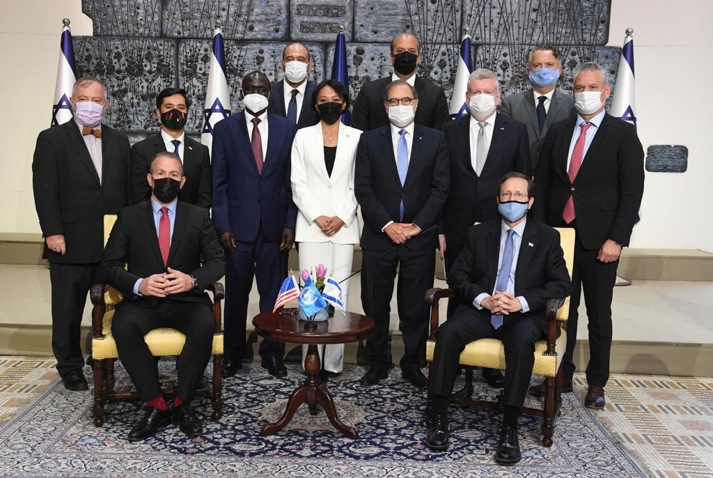 נשיא המדינה קיים פגישה עם משלחת שגרירים לאו"ם ולוושינגטון