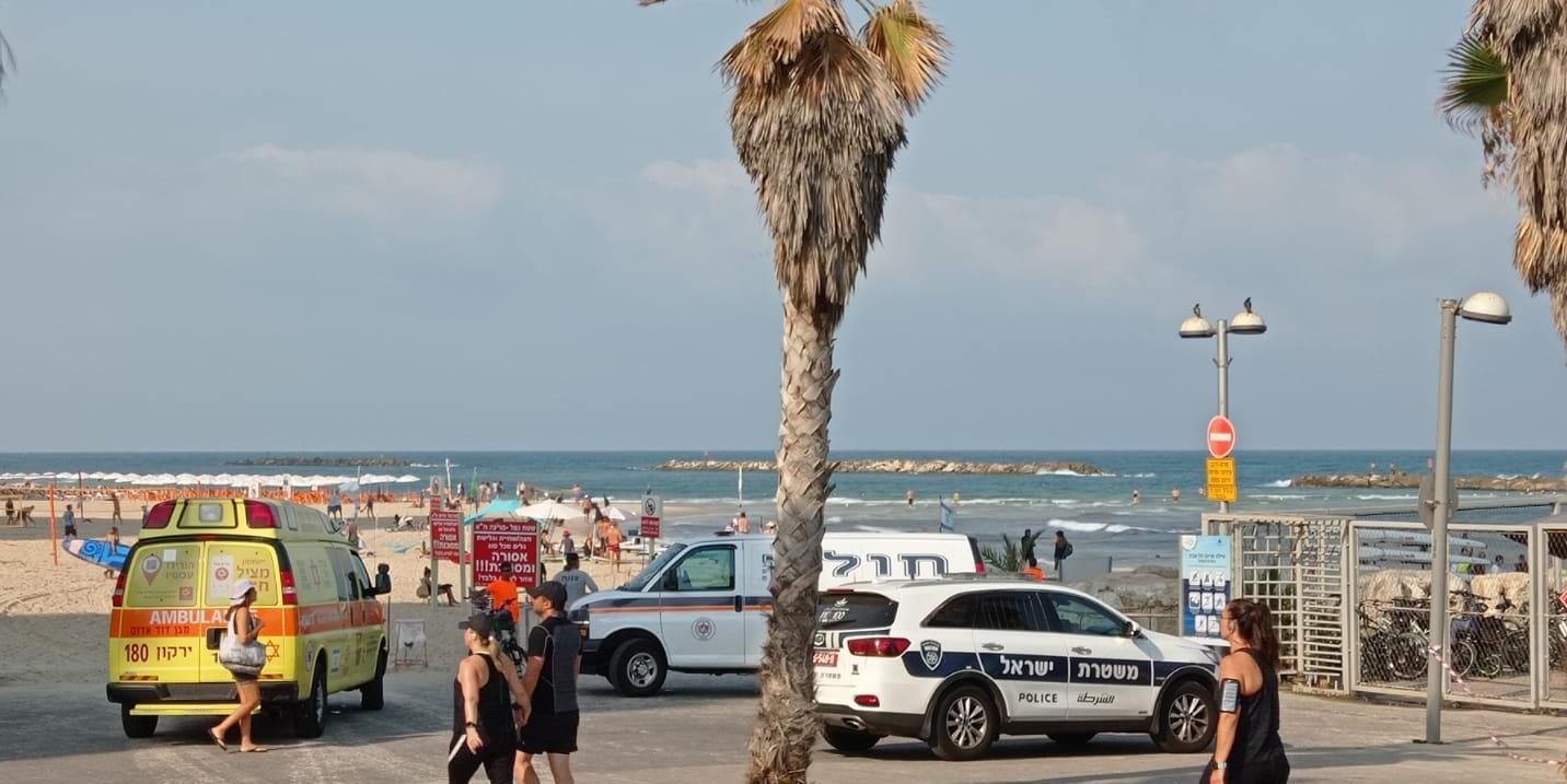 גבר כבן 50 אותר ללא רוח חיים בחוף גורדון בת"א