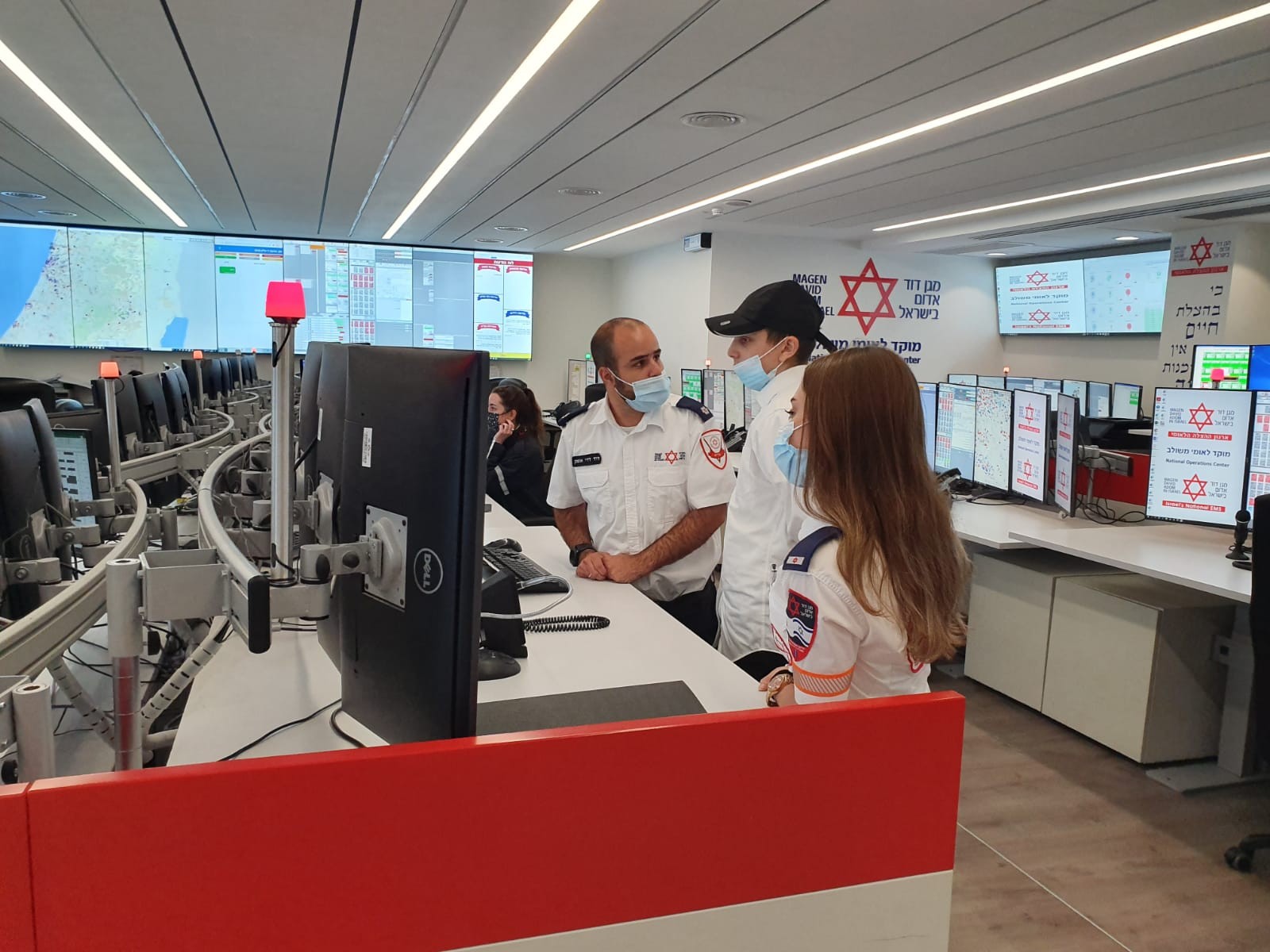 צפו: ריאיון ותדריך מיוחד עם מד"א על השימוש בדיפיברילטור