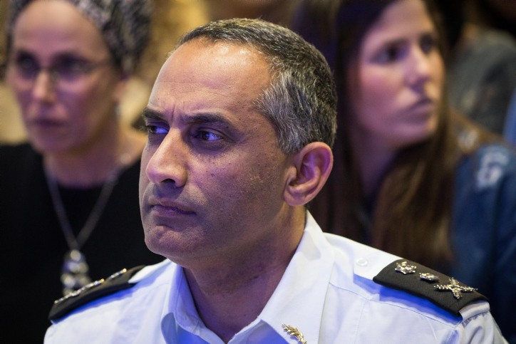 גיא שמחי הי"ד "נטרל 2 מחבלים בידיים חשופות ובמסירות נפש"