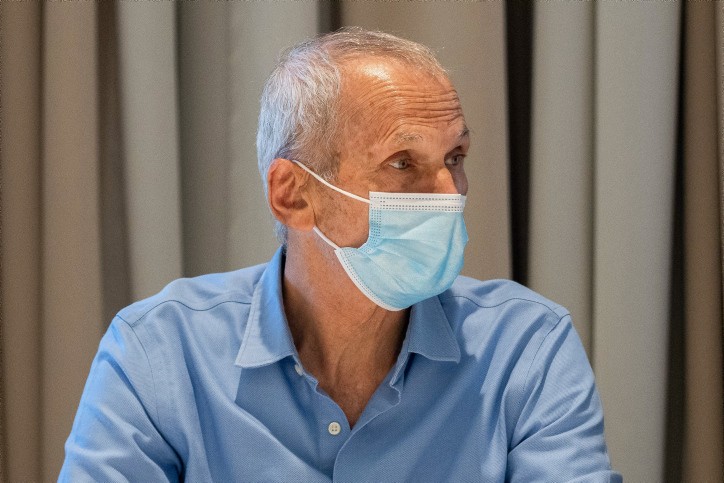השר לביטחון פנים הגיע למנהרה שממנה נמלטו המחבלים | צפו