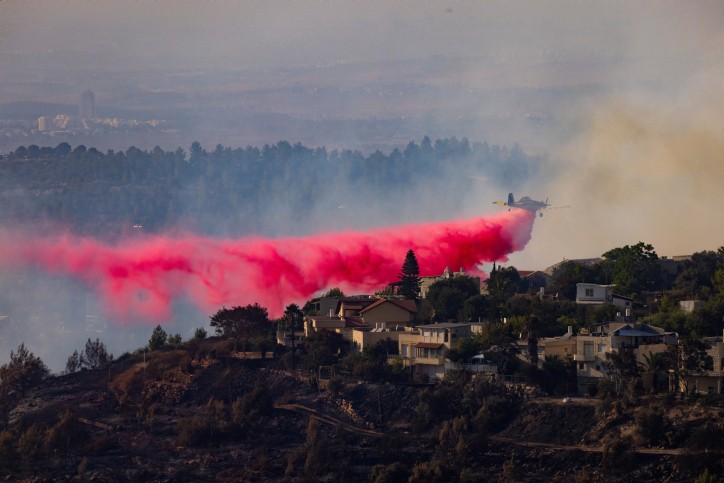 שרפה בהרי ירושלים. ארכיון. צילום: אוליביה פיטוסי פלאש 90