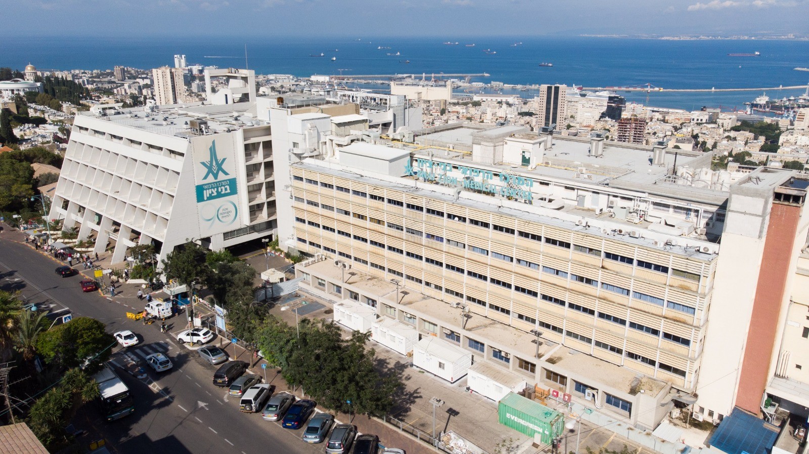 כניסת המבקרים למרכז הרפואי - רק לבעלי תו ירוק