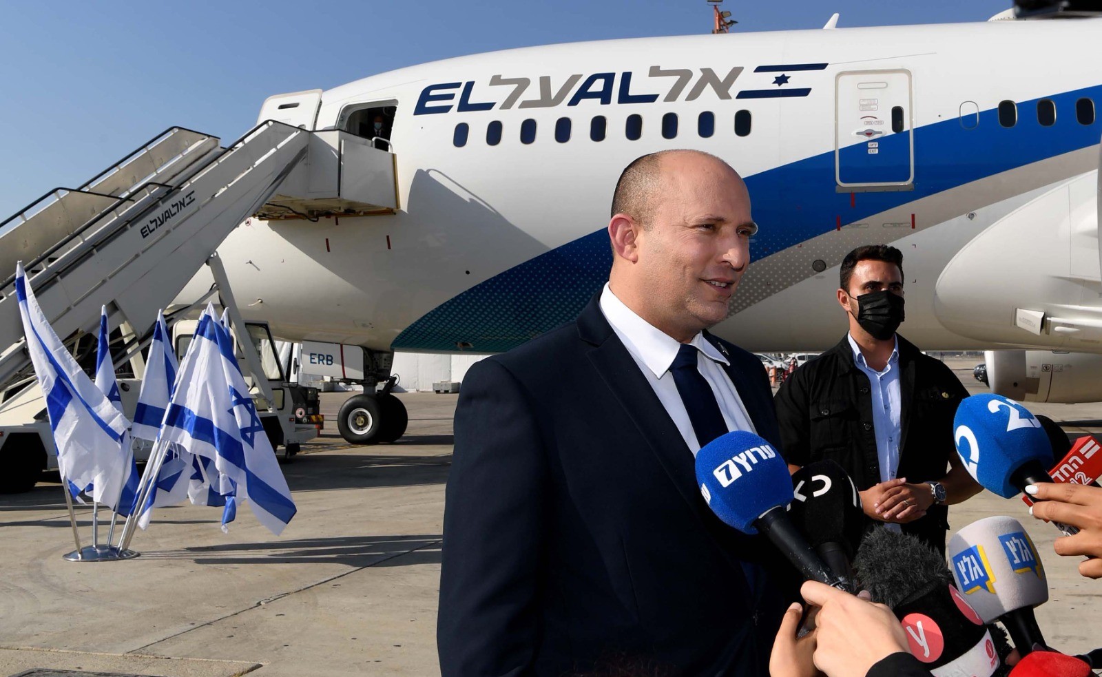 טוק-ב"ק: מקפיא בנייה או מעודד בנייה, לאיזה בנט להאמין?