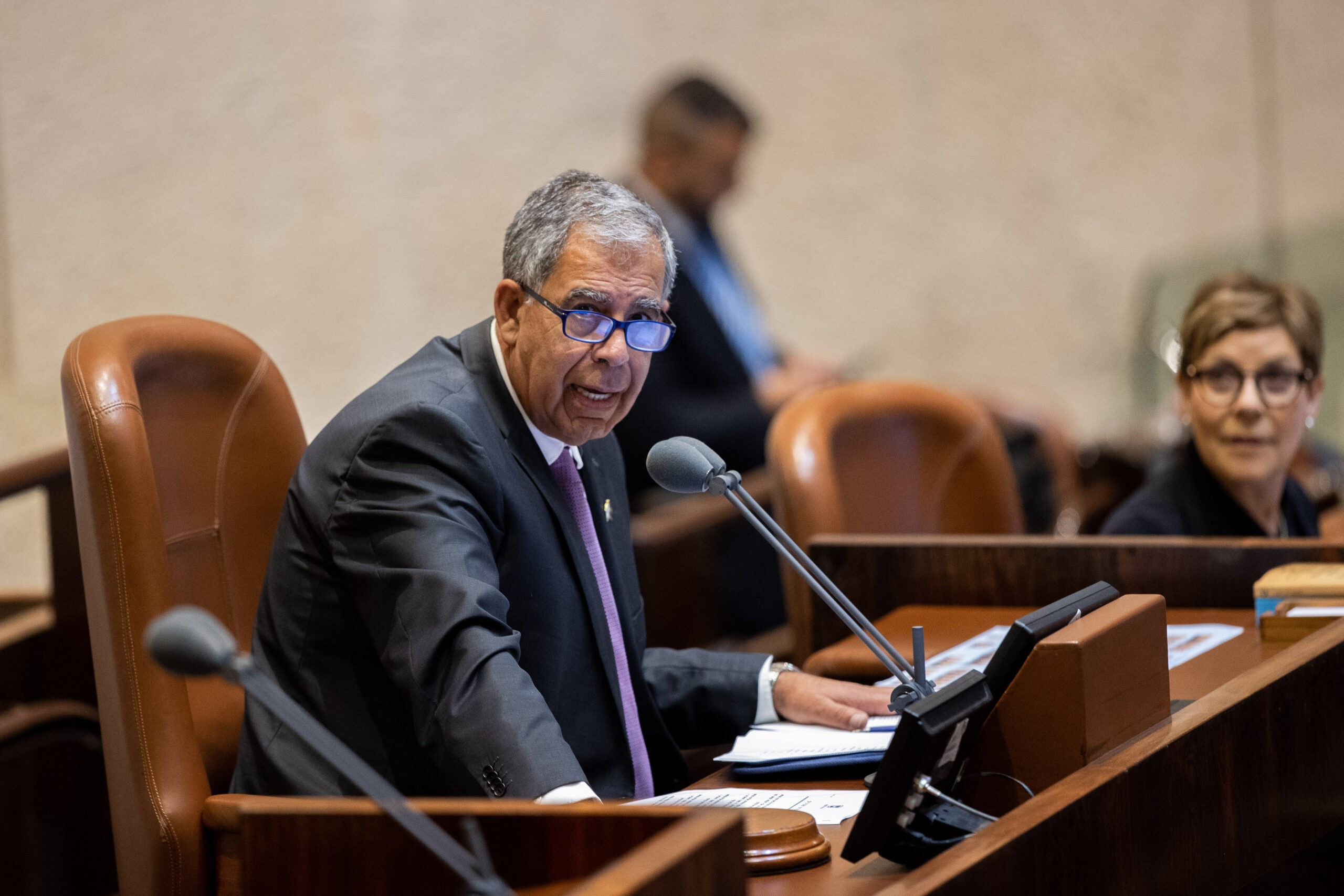 "ביזוי מוחלט וסופי של הכנסת": זעם בקואליציה המסתמנת נגד לוי ולפיד