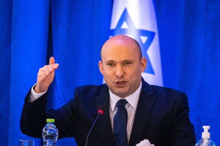 בנט: "מכבד את המומחים, אבל הטלת הגבלות אינה המדיניות שלנו״