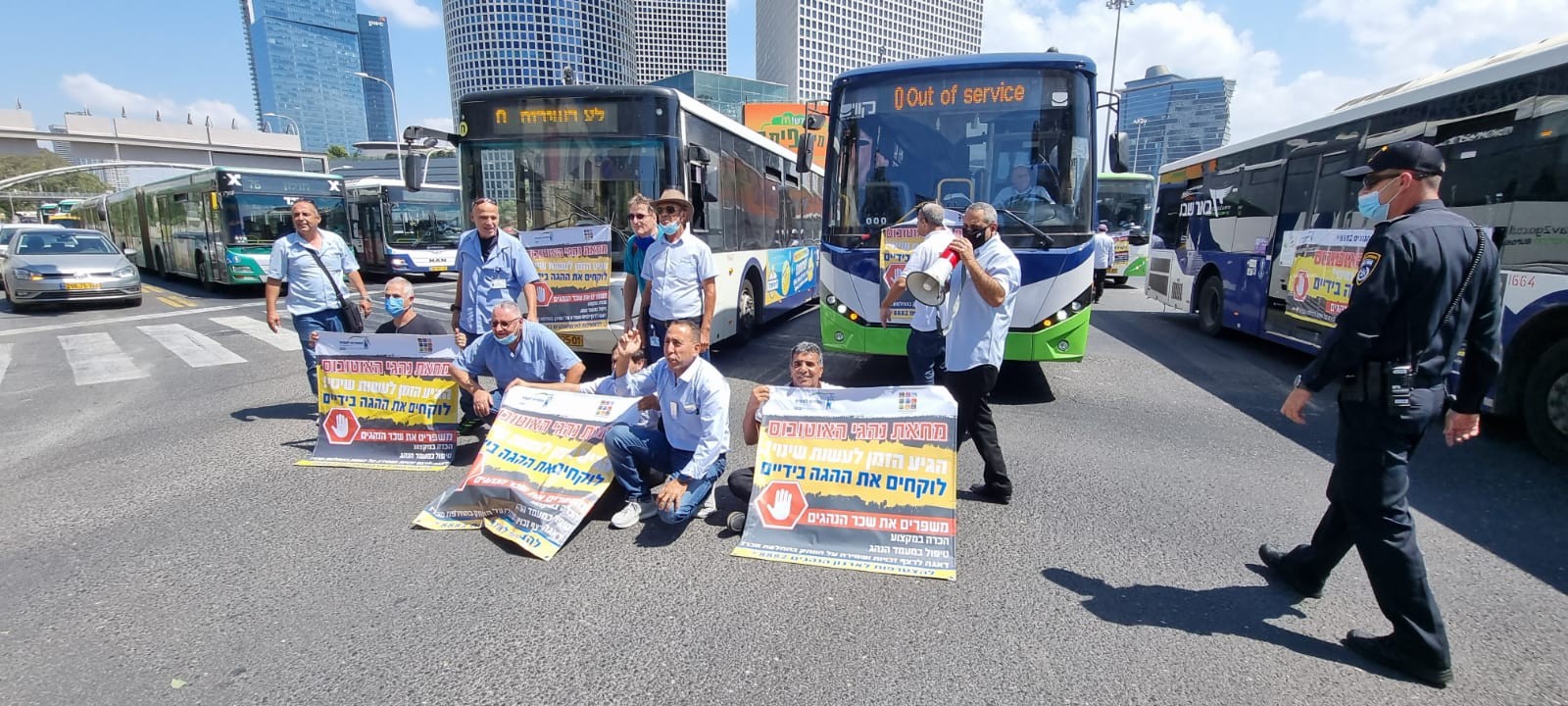 תת תנאים: מצבם העגום של נהגי האוטובוס | צפו בריאיון