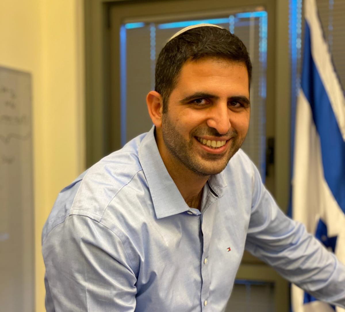 התגובות הקשות ברשת והביקורת על בנט | ח"כ קרעי פותח הכל