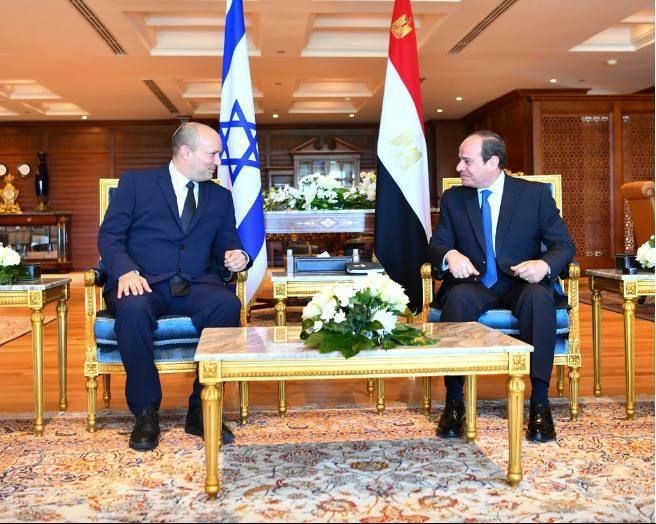 רה"מ בנט ונשיא מצרים א-סיסי נפגשים כעת בשארם א-שייח