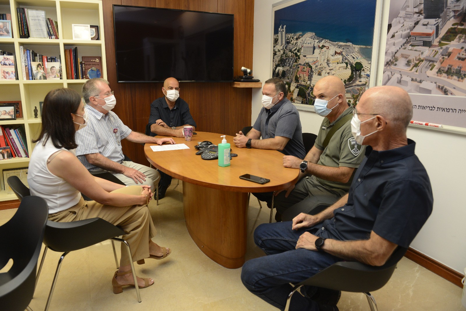 מפכ״ל המשטרה קובי שבתאי קיים סיור בבית החולים רמב"ם