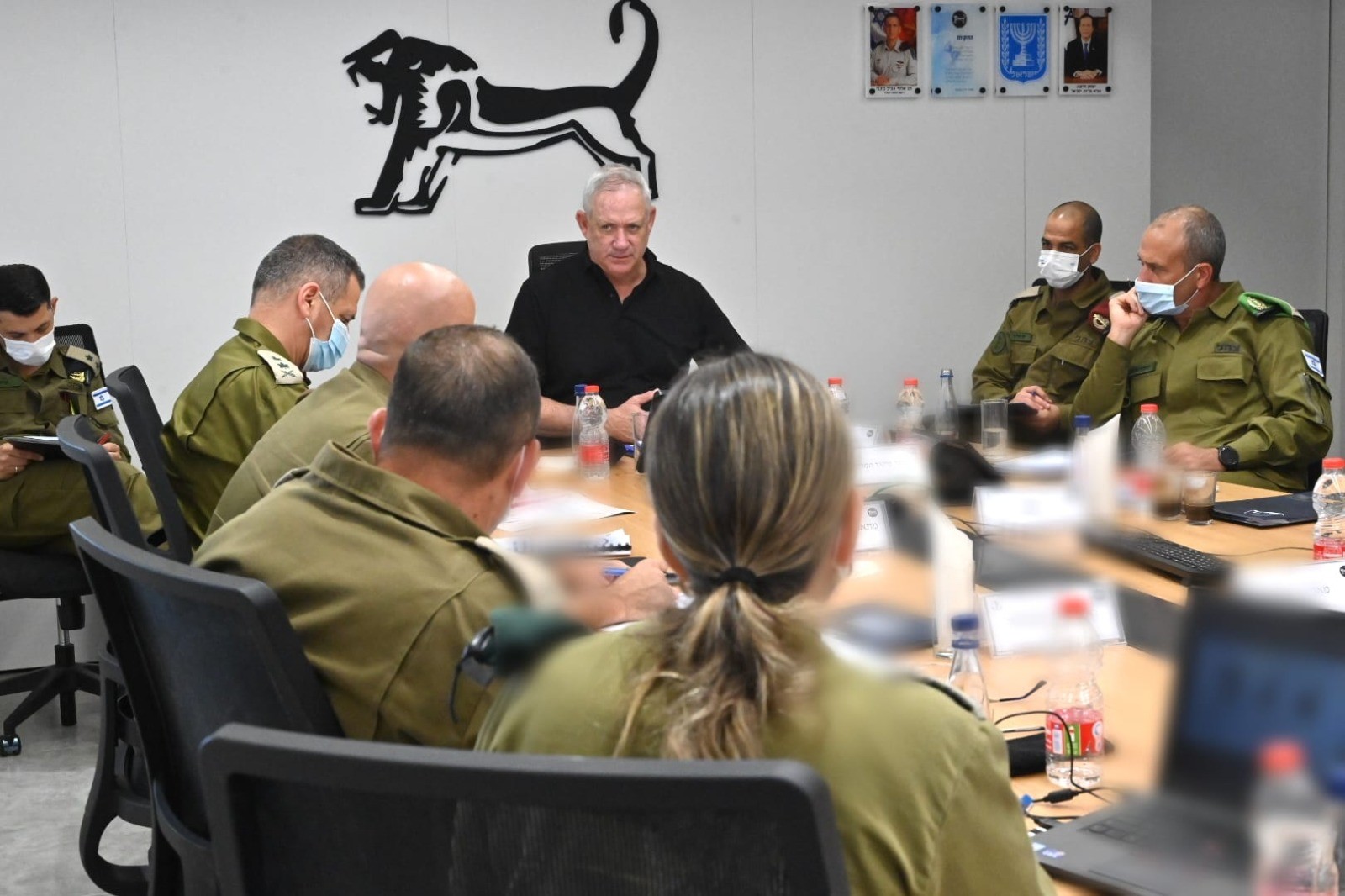 שר הביטחון בני גנץ סייר בפיקוד המרכז וקיים הערכת מצב