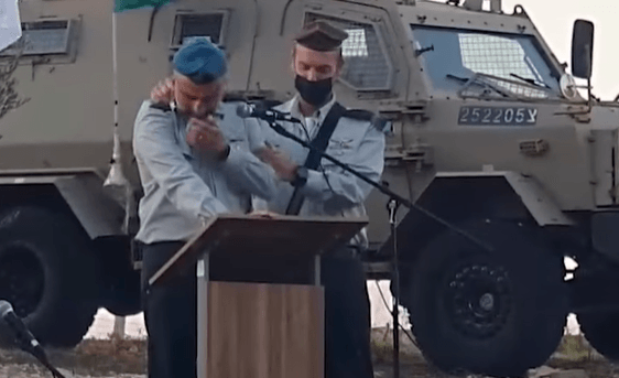 המג"ד היוצא נפרד בנאום סוחט דמעות | צפו
