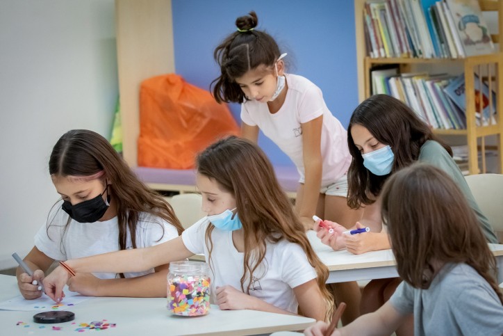 לאחר ההודעה על הרחבת הכיתה הירוקה: 60% מהמאומתים - תלמידים