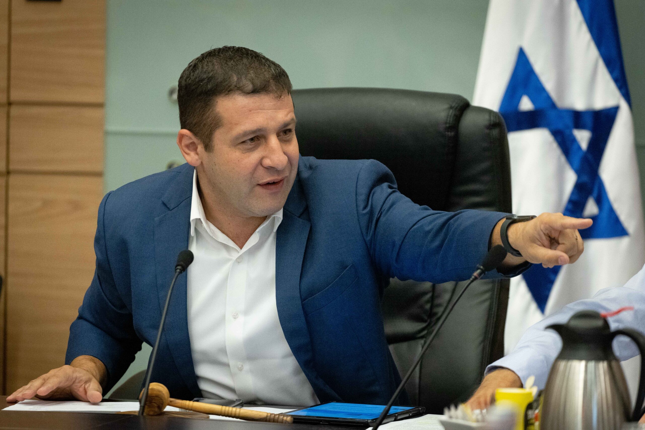 העלייה בשיעור הריבית: יו"ר ועדת הכספים פנה לכל מנכ"לי הבנקים