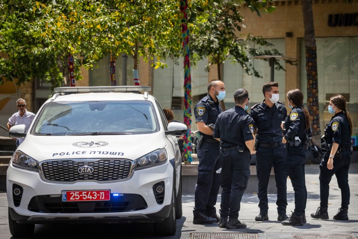 מבצע משותף של המשטרה וה-FBI: עשרות חשודים נעצרו בת''א