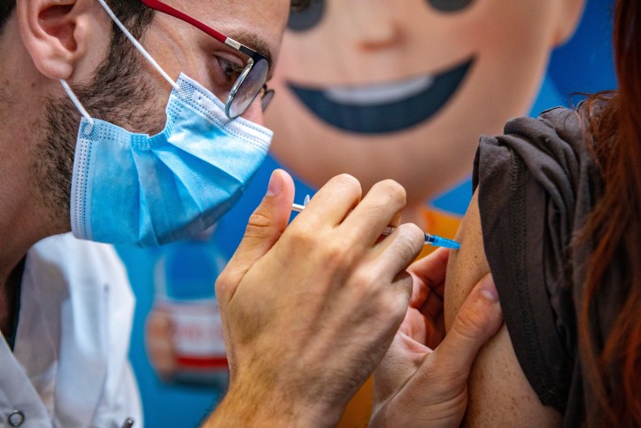 לאחר אישור ה-FDA: מתי יחלו לחסן ילדים מקורונה בישראל?