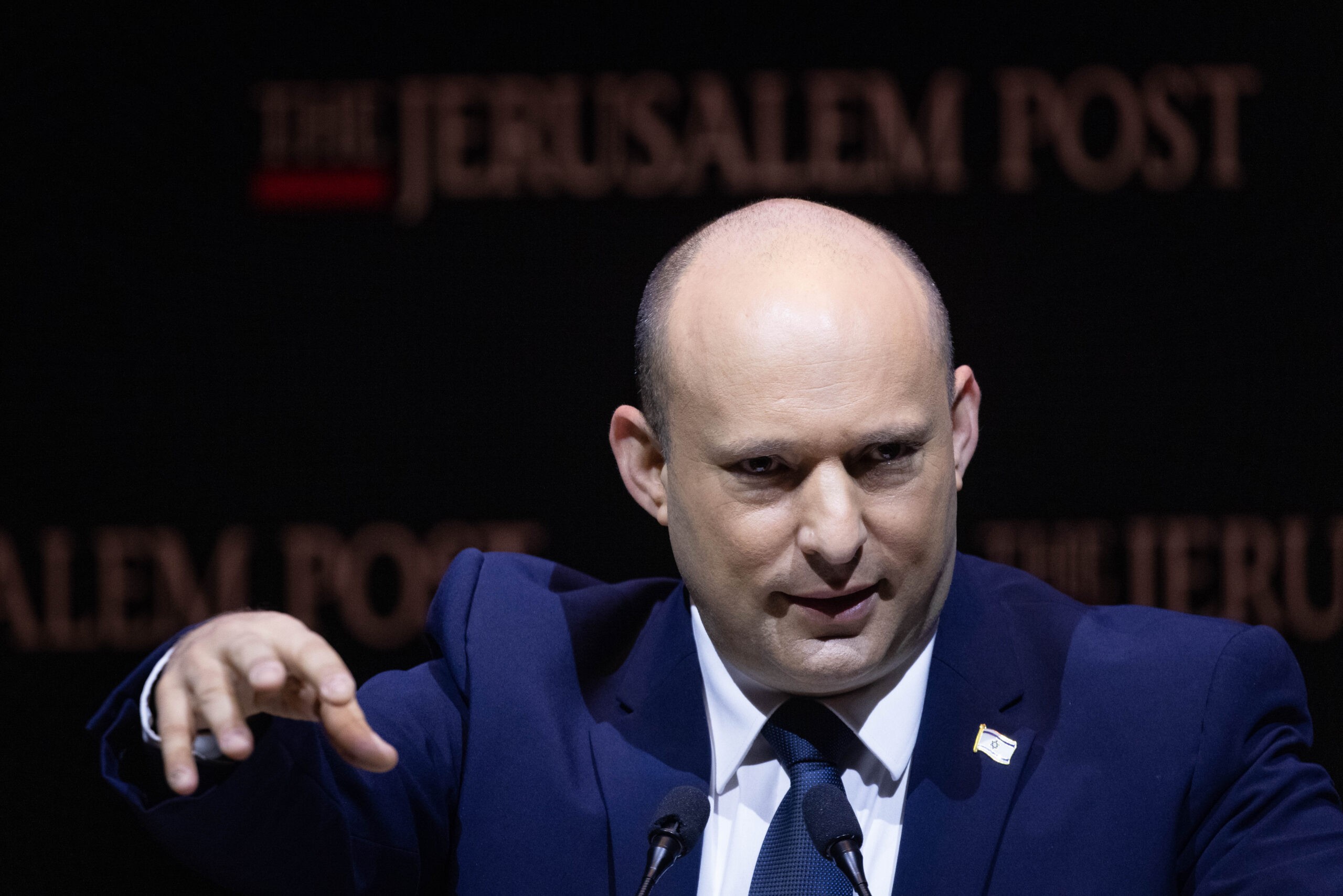 סערה ברשת: "לא ניתן להתעלם מהשנאה הגדולה של העם לבנט"