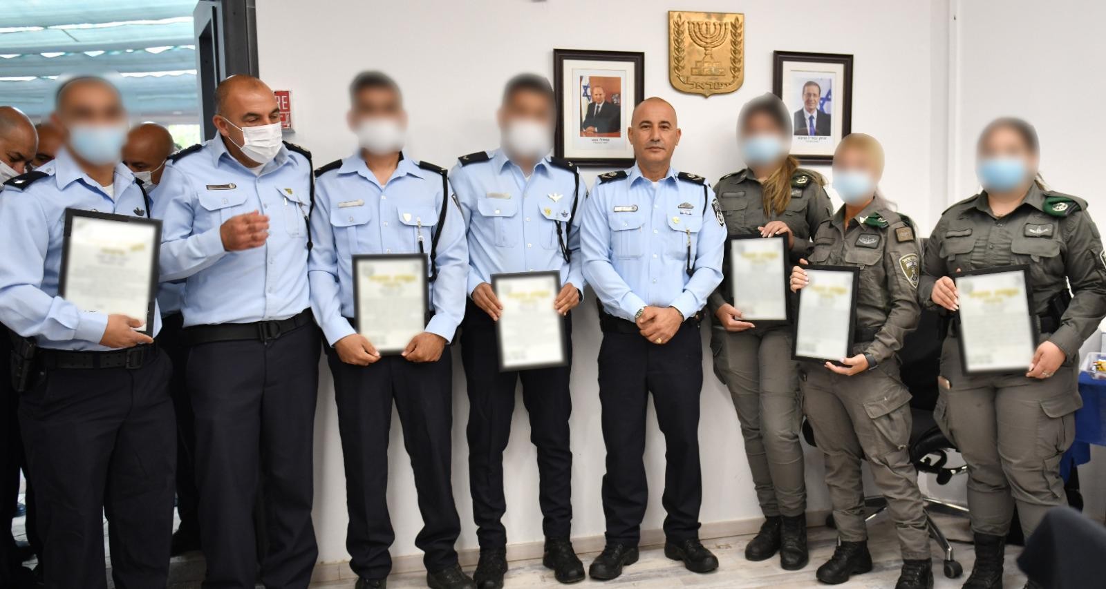 תעודות הצטיינות הוענקו לשוטרים שחיסלו מחבלים בחודש האחרון