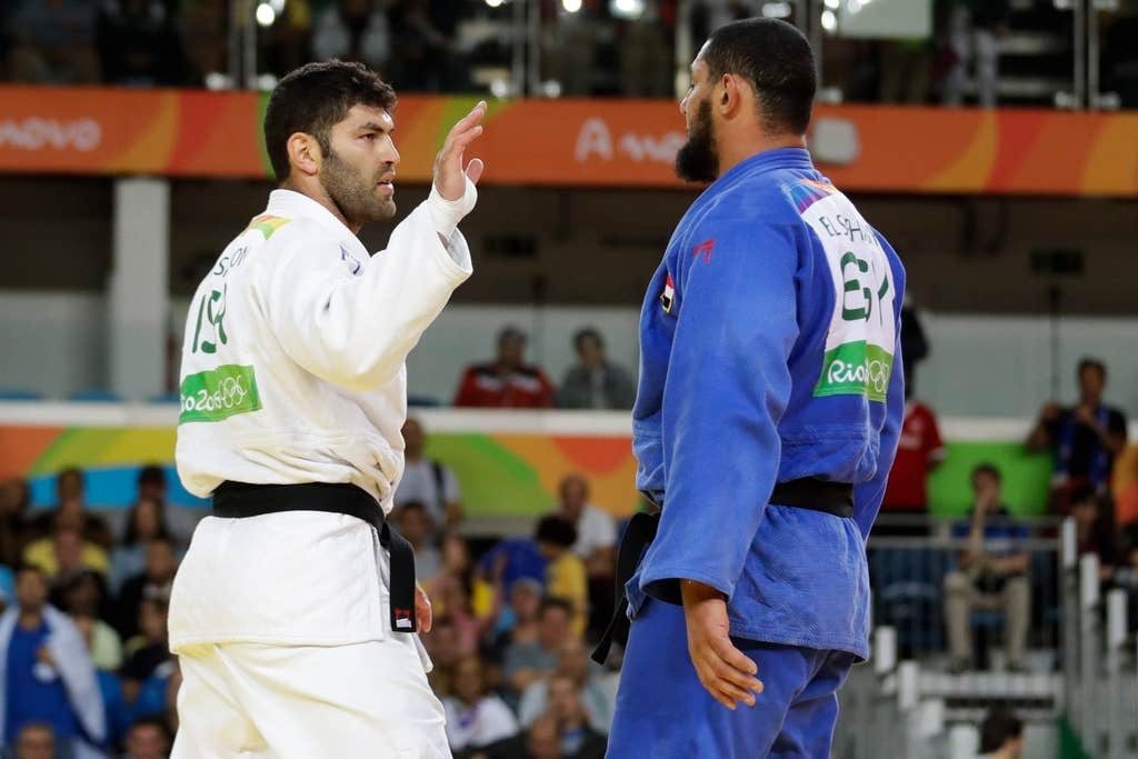 הסוף לחרמות? "מדינה שלא תכניס ספורטאים - לא תארח תחרויות"
