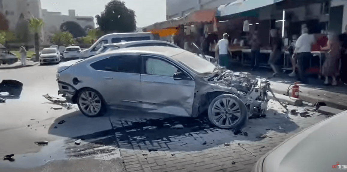 חשד לניסיון חיסול באשדוד: מטען התפוצץ ברכב סמוך למרכז מסחרי