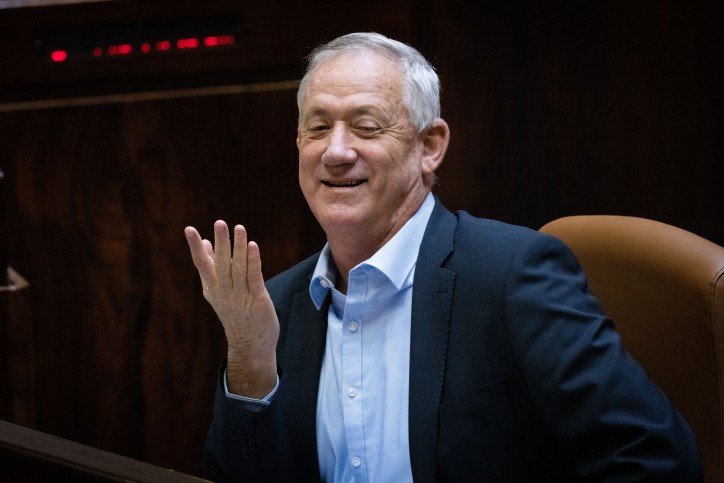 ארכיון, שר הביטחון בני גנץ במליאת הכנסת, צילום: יונתן סינדל, פלאש 90