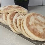 זה אפשרי: כך מכינים פיתות ביתיות