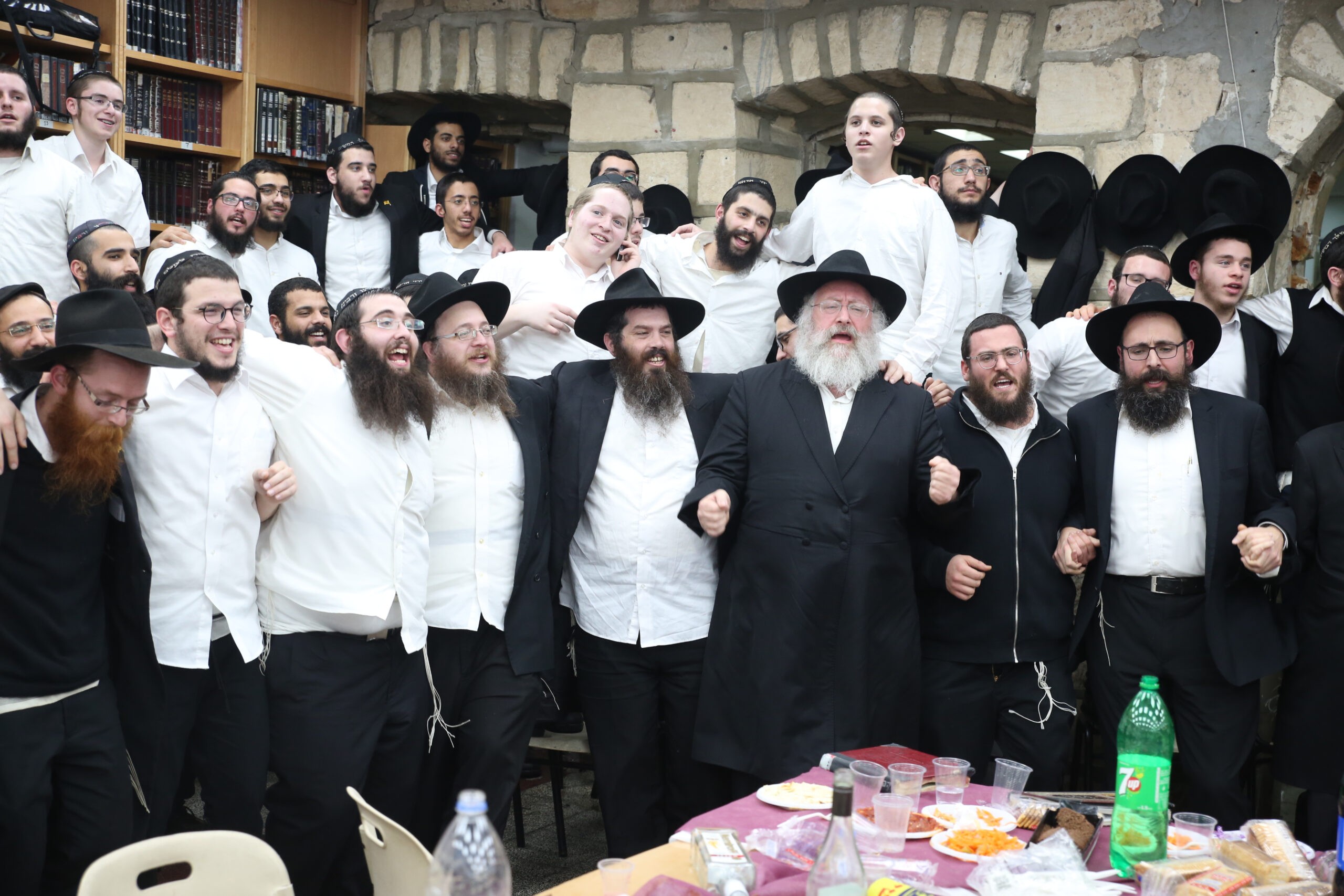 חסידי חב"ד. צילום: דוד כהן 156, שאטרסטוק