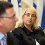 לאחר פיטורי המנכ"ל: שרת החינוך בחרה בדלית שטאובר לתפקיד