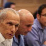 עוד פליטת פה מביכה: בר-לב – "המחבל הנרצח" | האזינו להקלטה