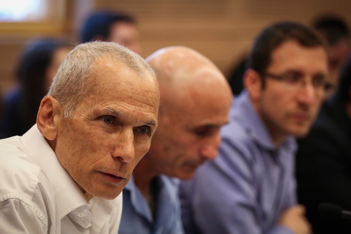 הפיגוע בשומרון: מתקפה חריפה כלפי השר בר-לב | "להעמיד לדין"