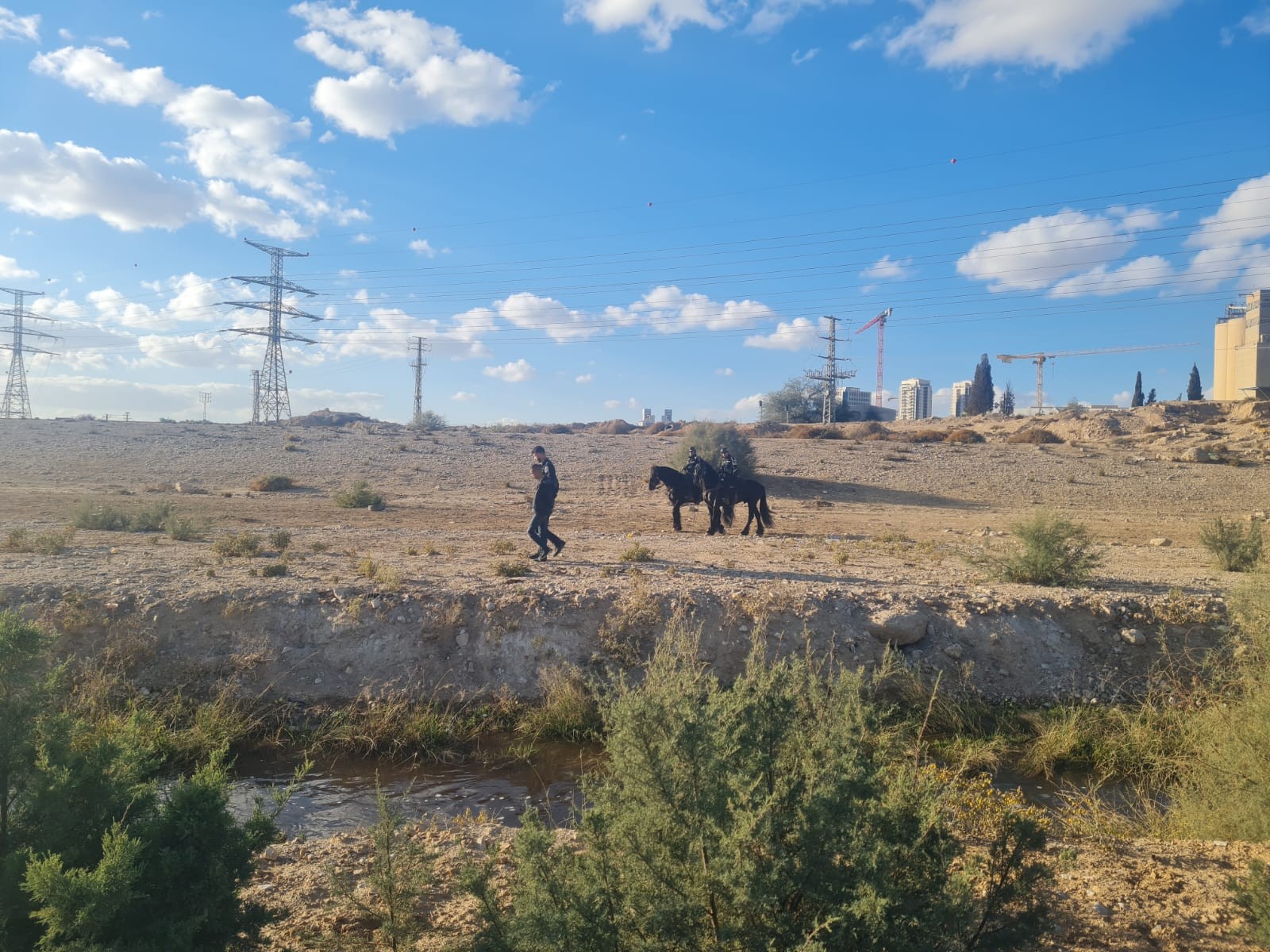 3 ערבים הטרידו ילדה בת 10 בבאר שבע איימו על אמה ונעצרו