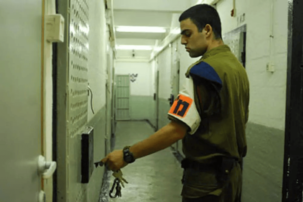 בהמשך לפרסום הראשון ב-14: מפקד הצוות שירה במחבלים נשלח לכלא
